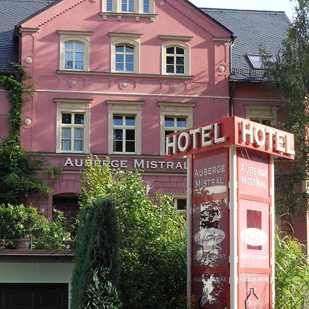 Wein-Hotel Auberge Mistral Freiberg Exterior photo